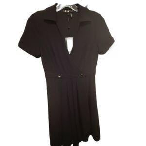 DNKY Short Sleeve Faux -Wrap Midi Dress Navy Blue  New With Tags Size 2
